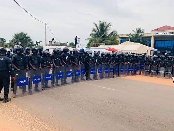 PIU officers